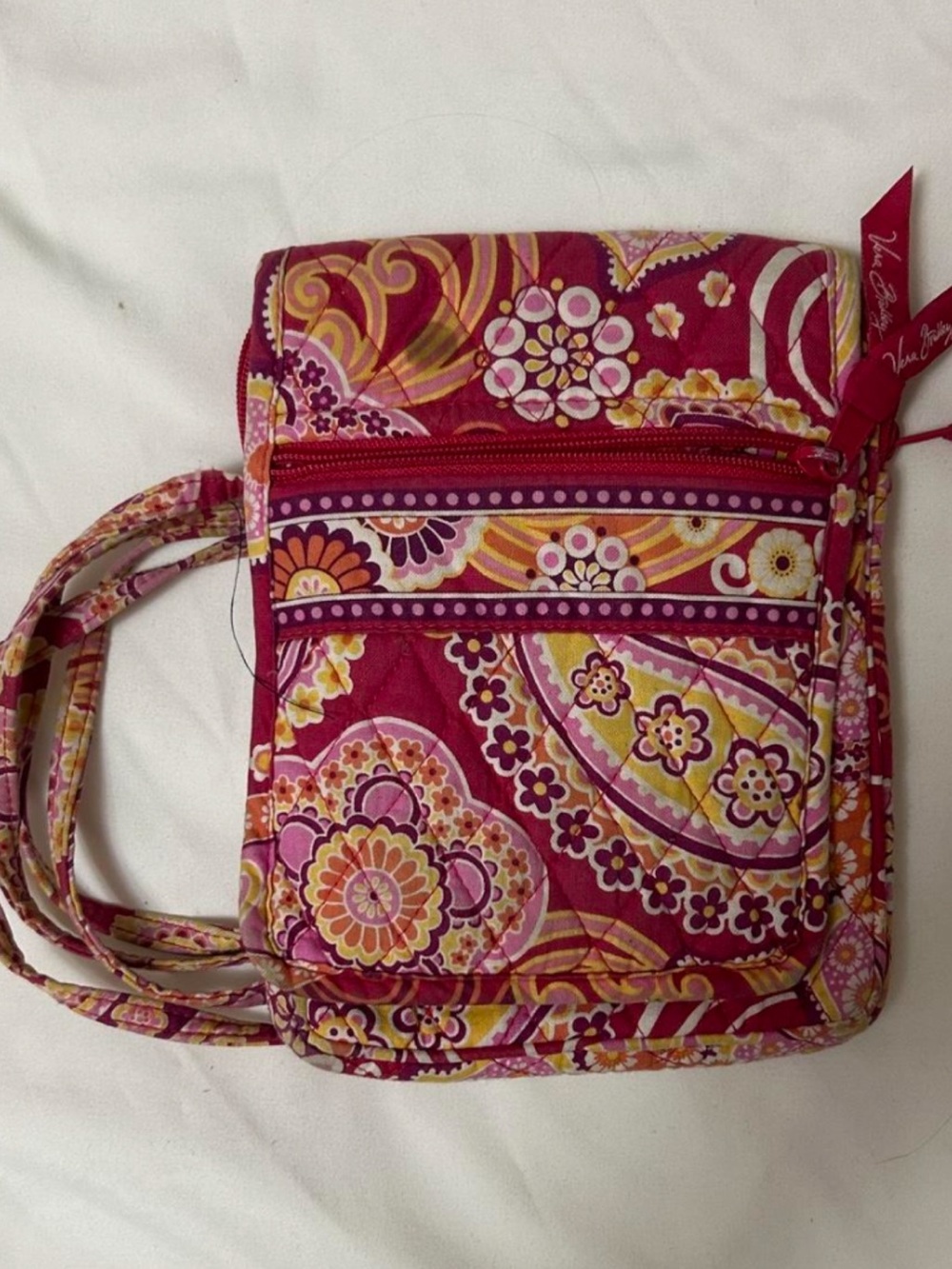 Floral Quilted Crossbody Bag in Raspberry fizz (pink)